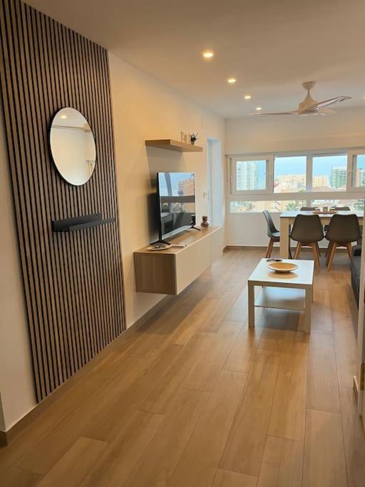 Meraki Apartment 3Bdr เบนัลมาเดนา ภายนอก รูปภาพ