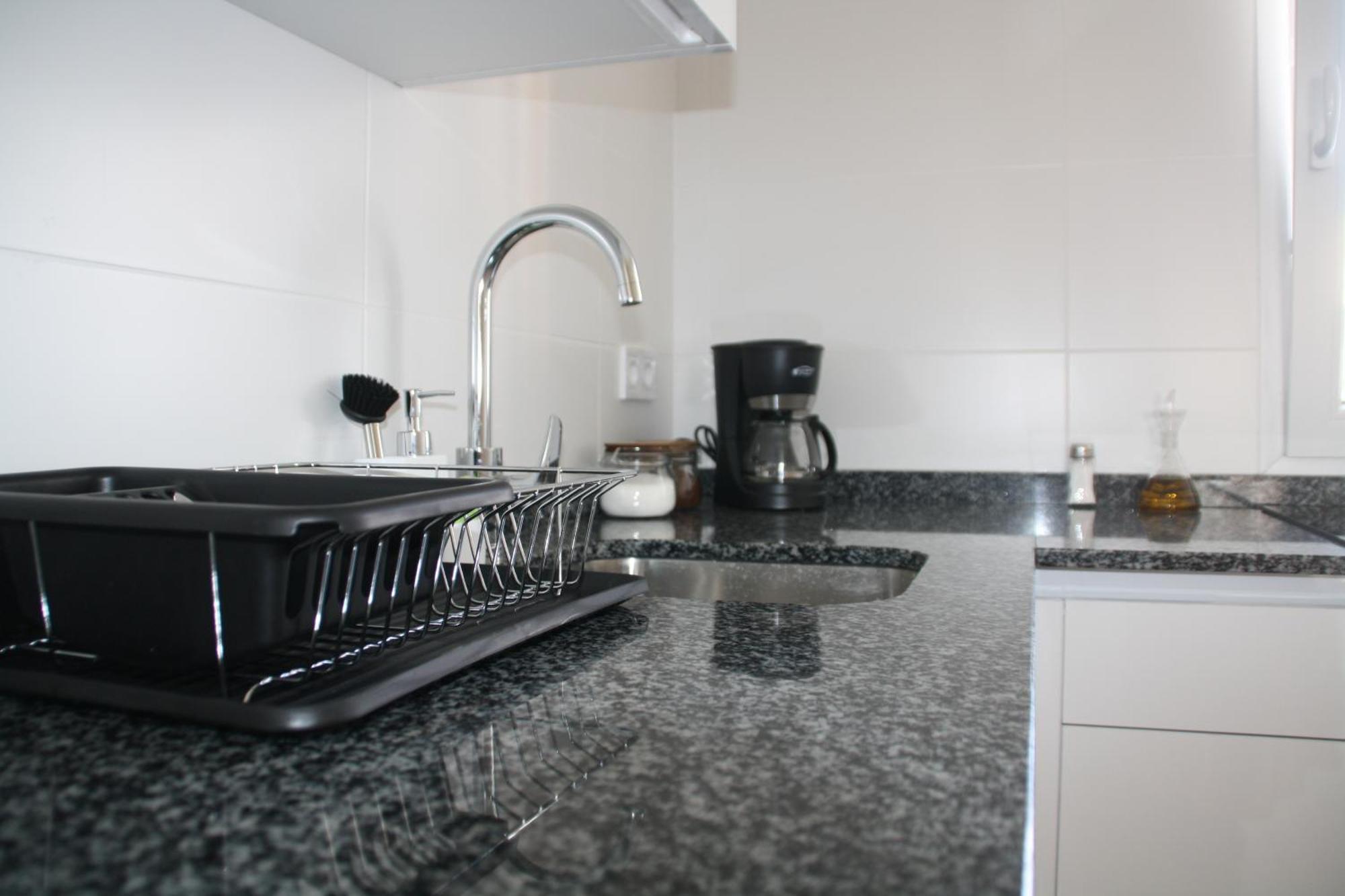 Meraki Apartment 3Bdr เบนัลมาเดนา ภายนอก รูปภาพ